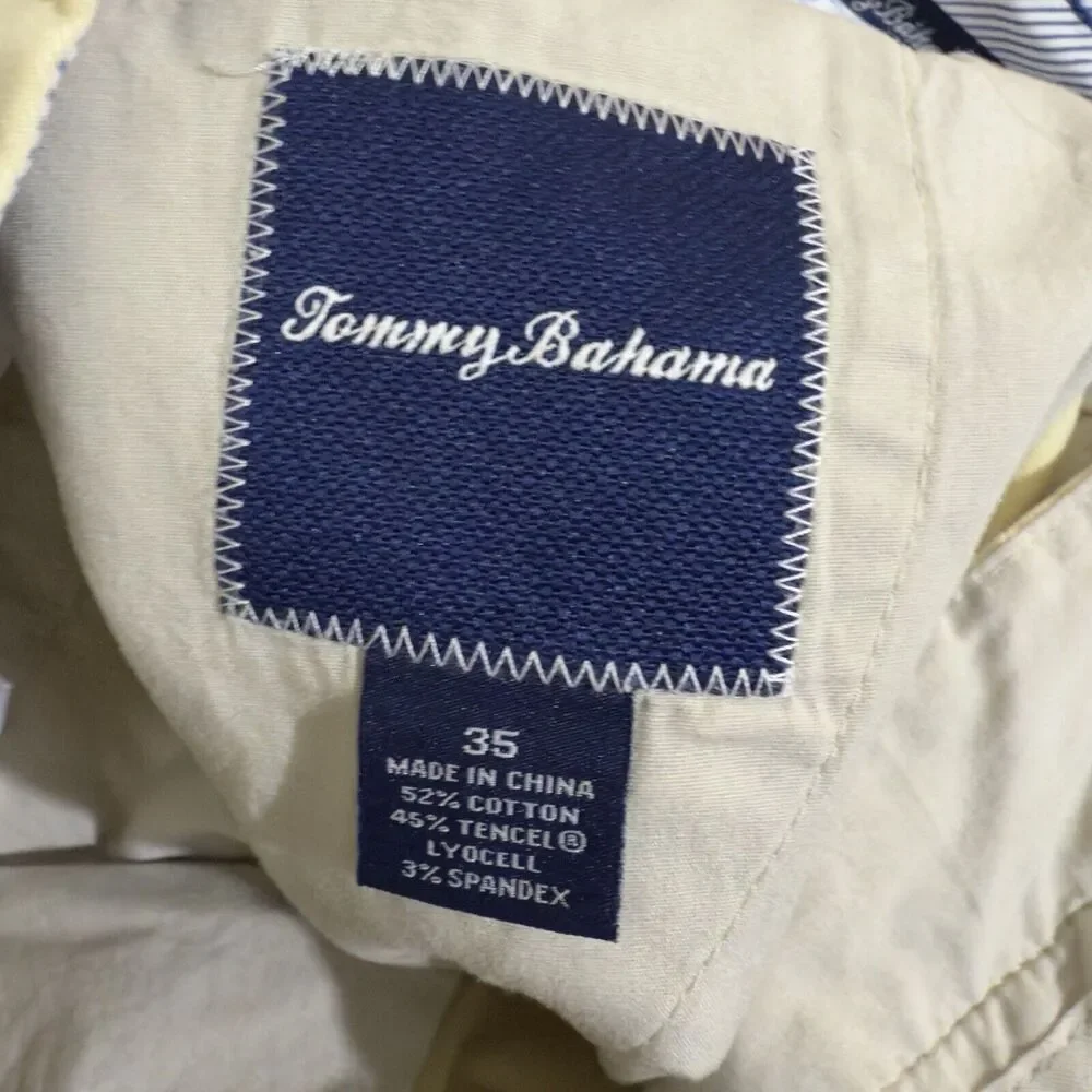 Tommy Bahama Flat Front Yellow Shorts - Men's Size 35